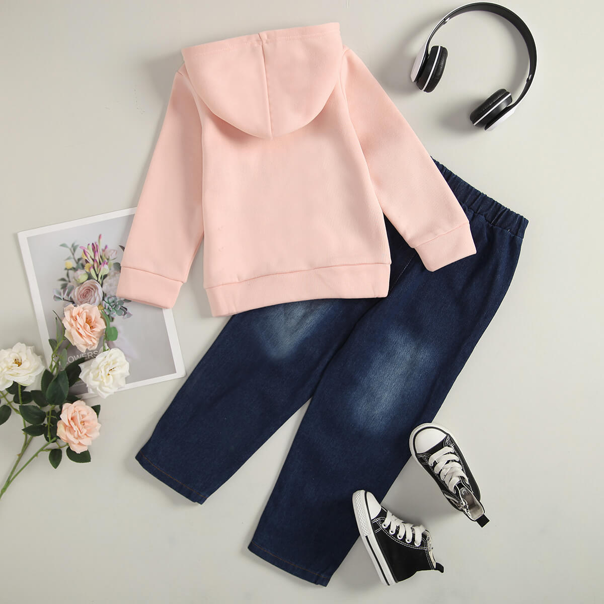 Girls Letter Graphic Hoodie and Jeans Set