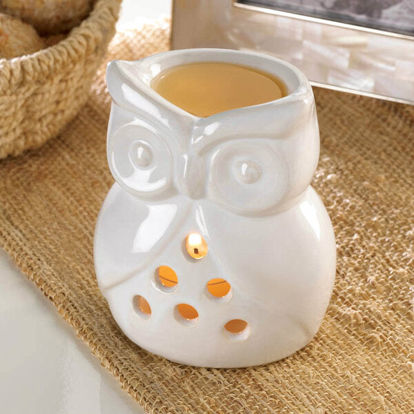 Fragrance Foundry White Ceramic Owl Oil Warmer
