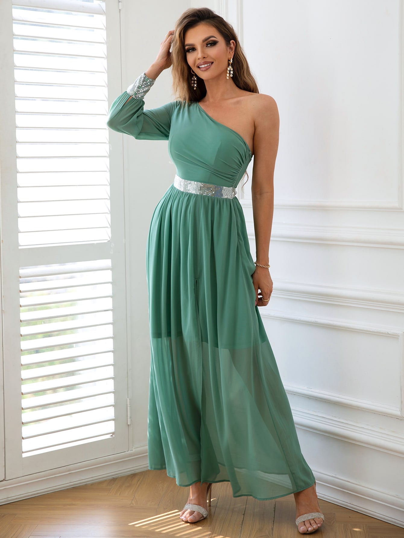 Contrast Sequin One-Shoulder Spilt Maxi Dress